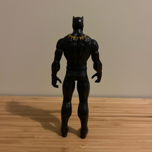 Black Phanter Marvel Figure - Picture 4 of 4